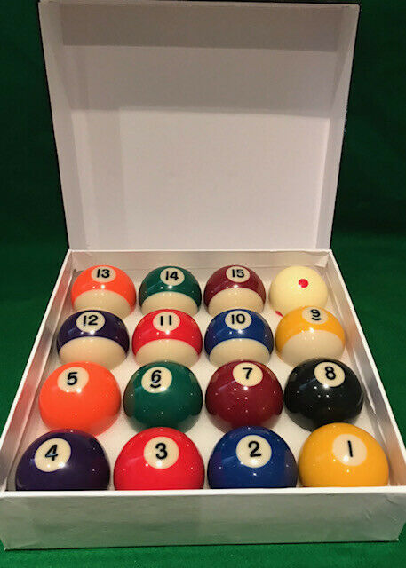 POOL.2" SPOTS AND STRIPES 1 7/8 SPOTTED WHITE BALL & CARRY CASE 